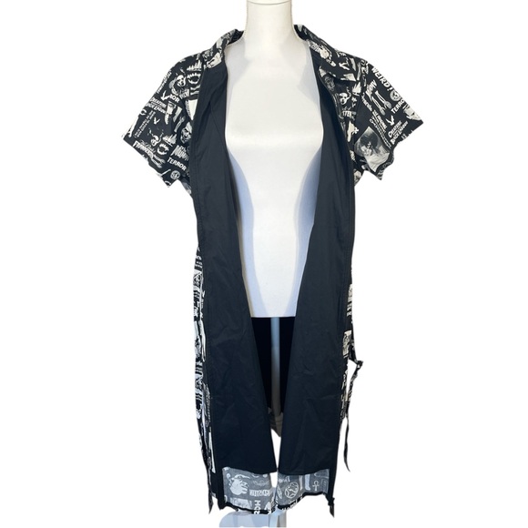 NWT Universal Studios Epic Universe Universal Monsters Dress Size 3XL - Picture 2 of 7